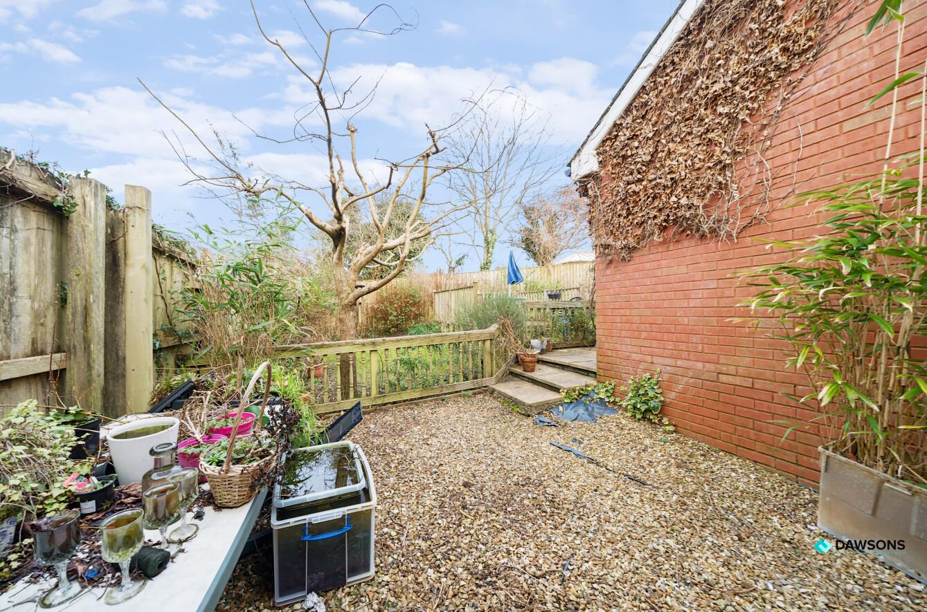 Oak Tree Close, West Cross, Swansea, SA3 5RW